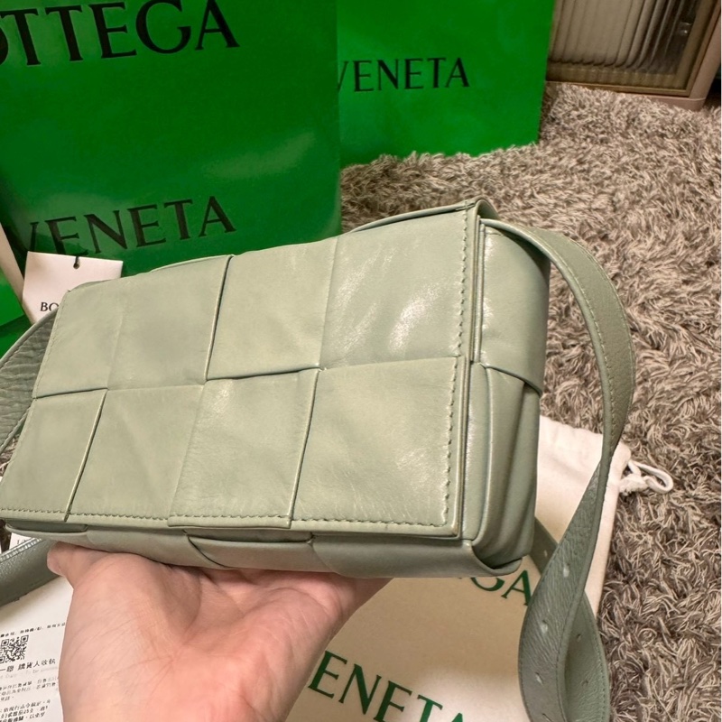 BV|8格方包 鼠尾草綠-2