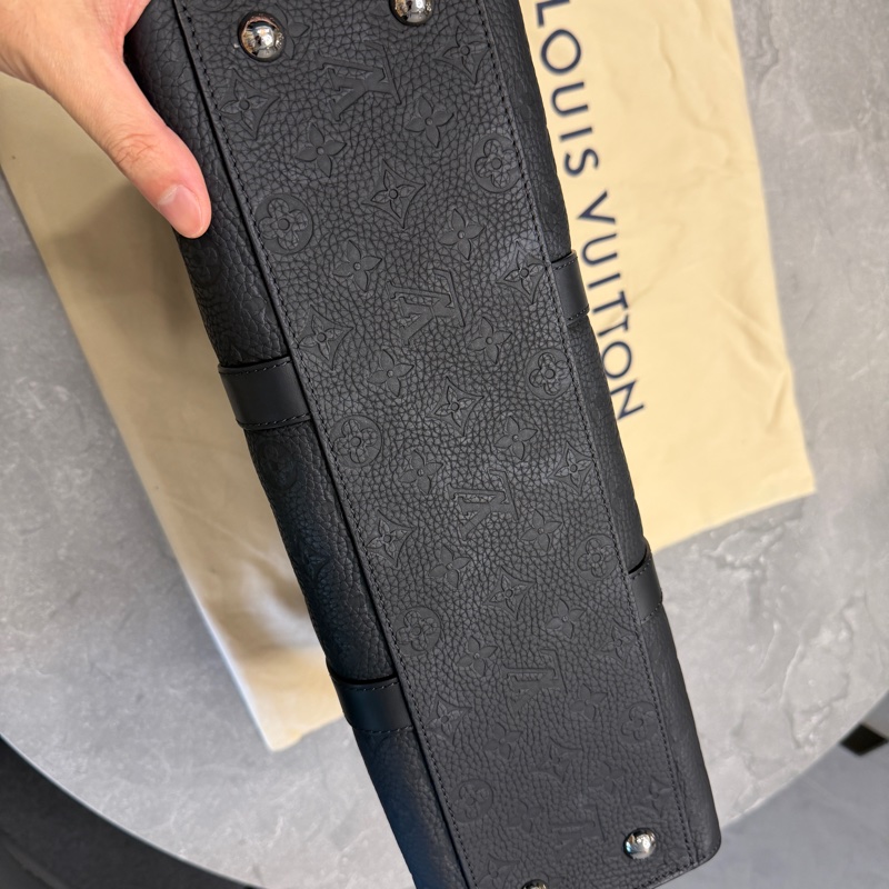 Louis Vuitton Sac Plat 24H Monogram Taurillon-1