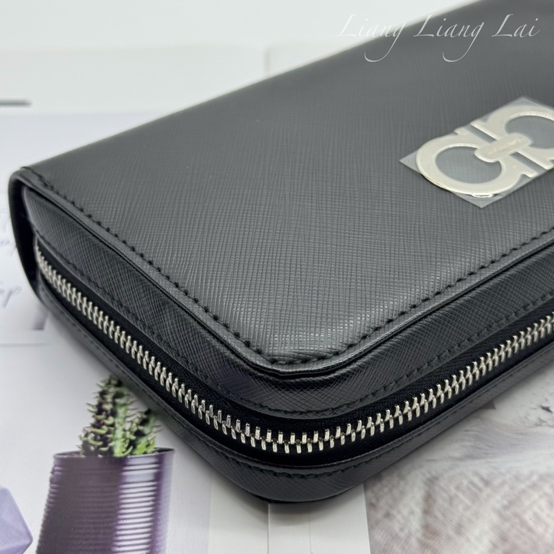 Salvatore Ferragamo 防刮牛皮銀色LOGO黑色拉鏈長夾-22