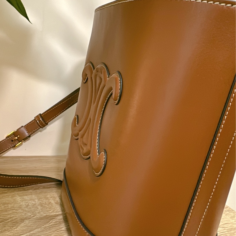 CUIR TRIOMPHE小號水桶包-2