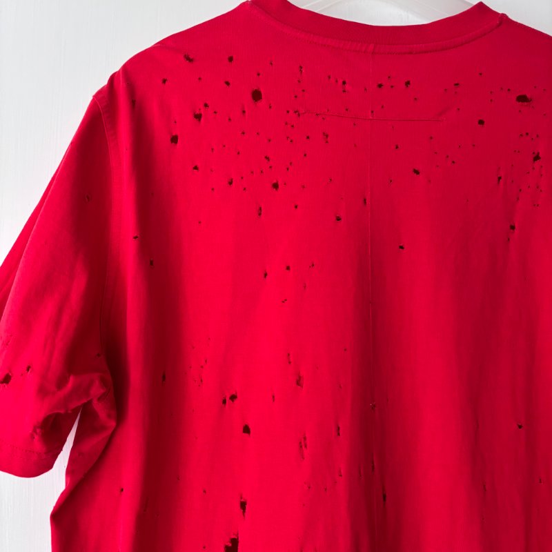 出清降價不議::GIVENCHY:: 紀梵希 紅色洞洞上衣 仿舊T-Shirt-7