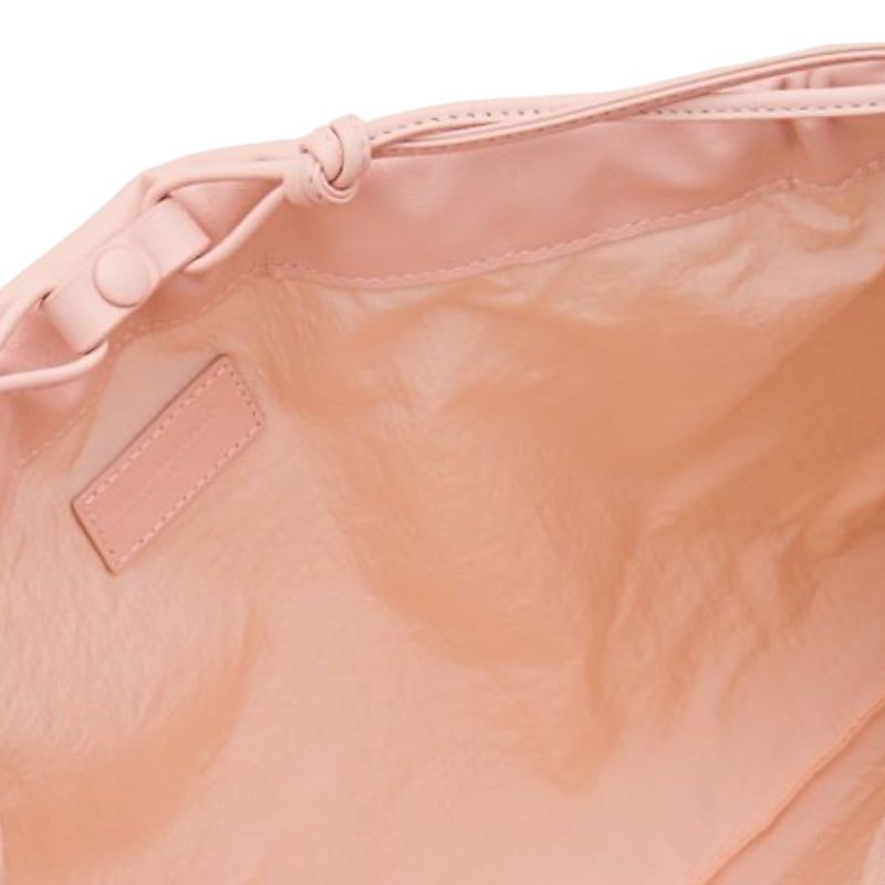 🌺2026春夏新品特價上市🌺Bottega Veneta 796728 編織小牛皮抽繩福袋包 粉色-7