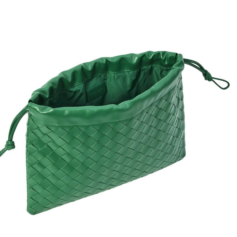 ✨全新真品✨ Bottega Veneta 796728 編織小牛皮抽繩福袋包 綠色-3