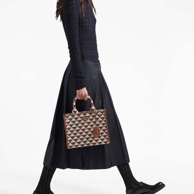 Prada 女士 徽標手提包均碼碼28cm*10cm*22cm-3