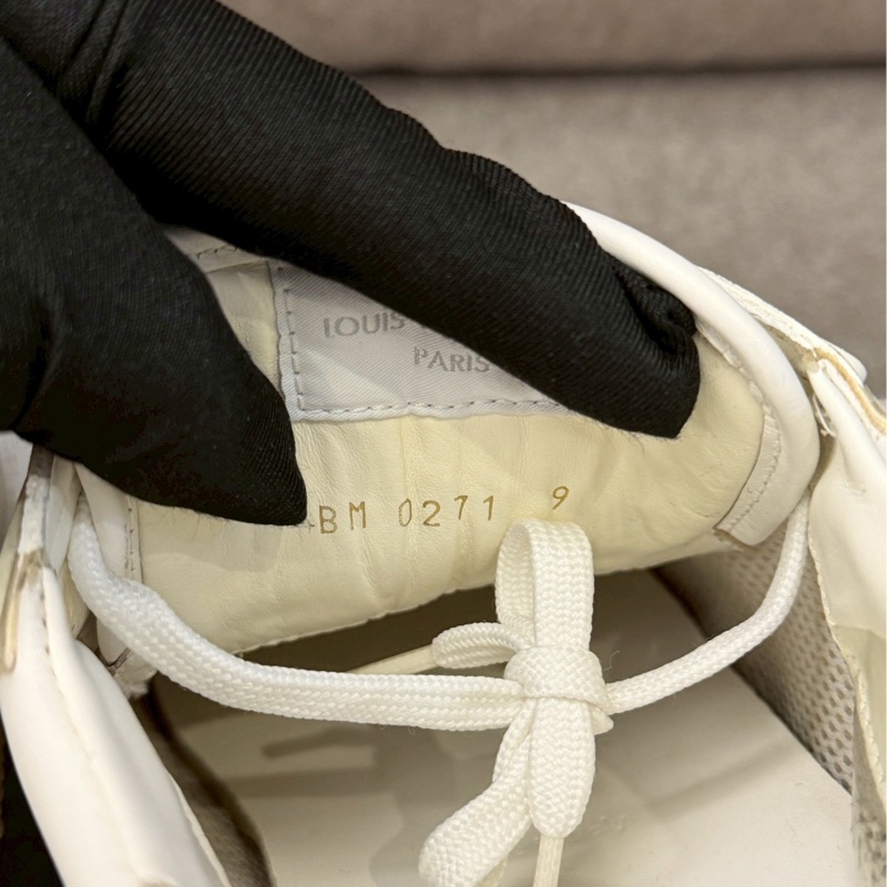 LV Runaway白運動鞋-6