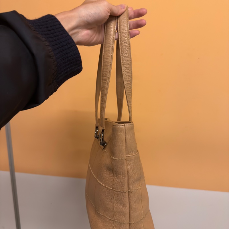 CHANEL Chocolate Bar Caviar Tote 香奈兒 巧克力方格 魚子醬 托特包-2