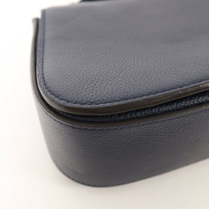 LOUIS VUITTON 牛皮皮革Vivienne NM銀扣手挽肩背兩用袋-12