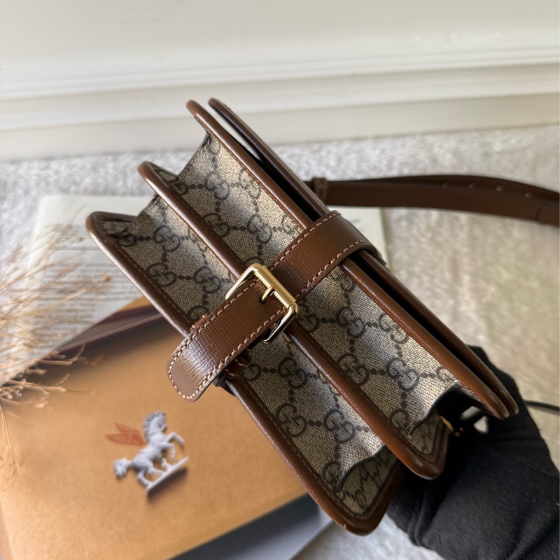 Interlocking G 塗層帆布翻蓋迷你馬鞍斜背包(棕色)-5