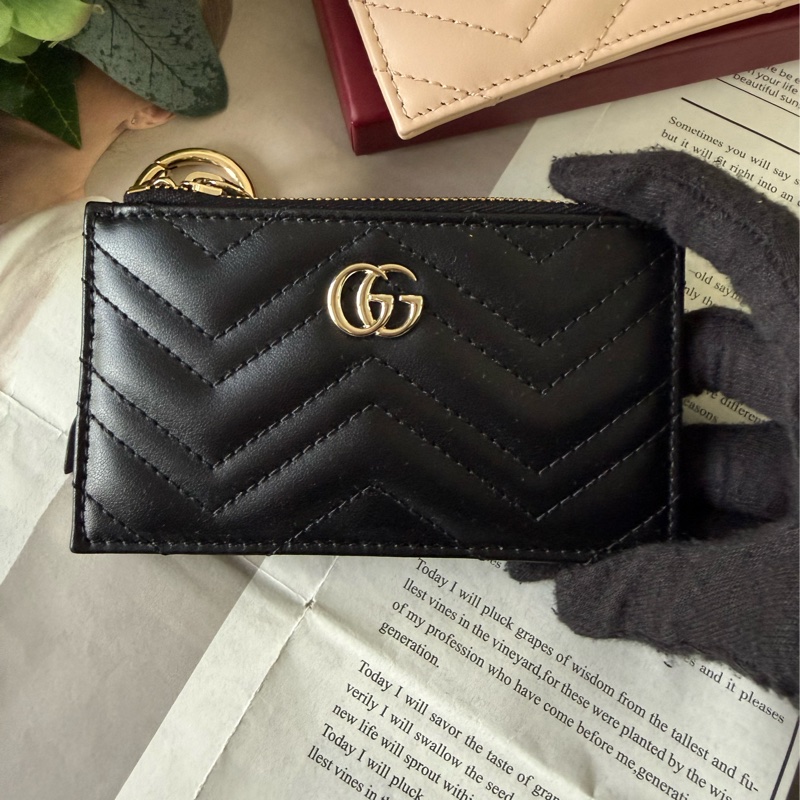 金色GG Logo 縫線皮革拉鍊零錢包/鑰匙包(黑色)-1