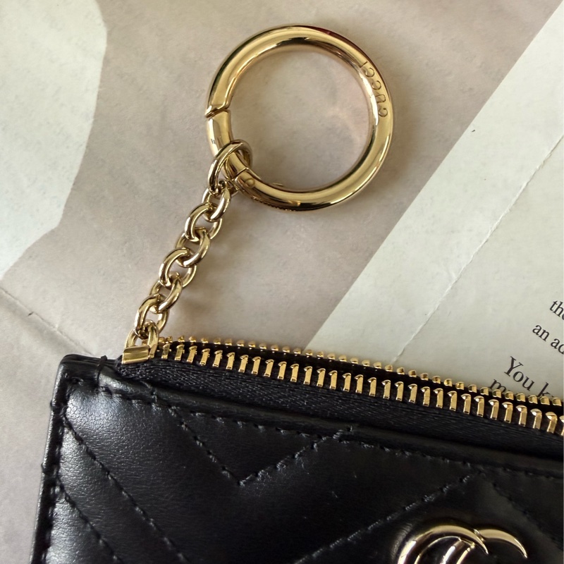 金色GG Logo 縫線皮革拉鍊零錢包/鑰匙包(黑色)-7