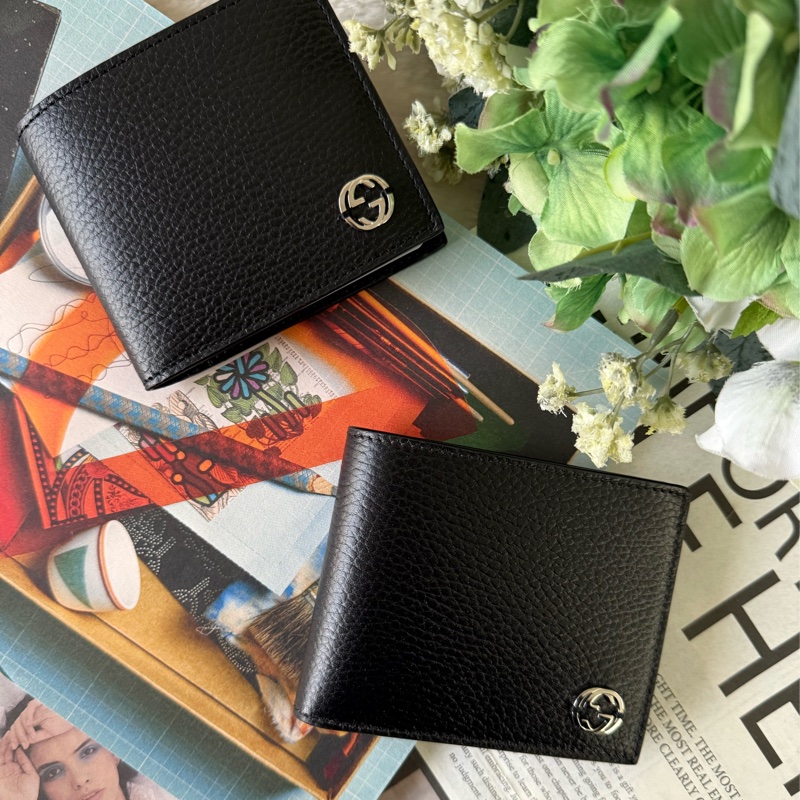 金屬縫線雙G Logo牛皮零錢袋短夾(黑色)-0