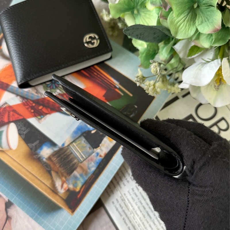 金屬縫線雙G Logo牛皮零錢袋短夾(黑色)-4