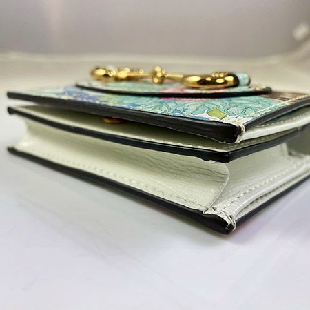 *奢華大道國際精品*【G1818】GUCCI白色牛皮1955系列 老虎叢林對開短夾 621887-5