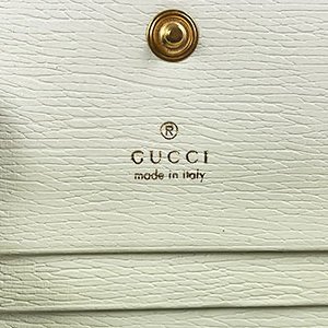 *奢華大道國際精品*【G1818】GUCCI白色牛皮1955系列 老虎叢林對開短夾 621887-9