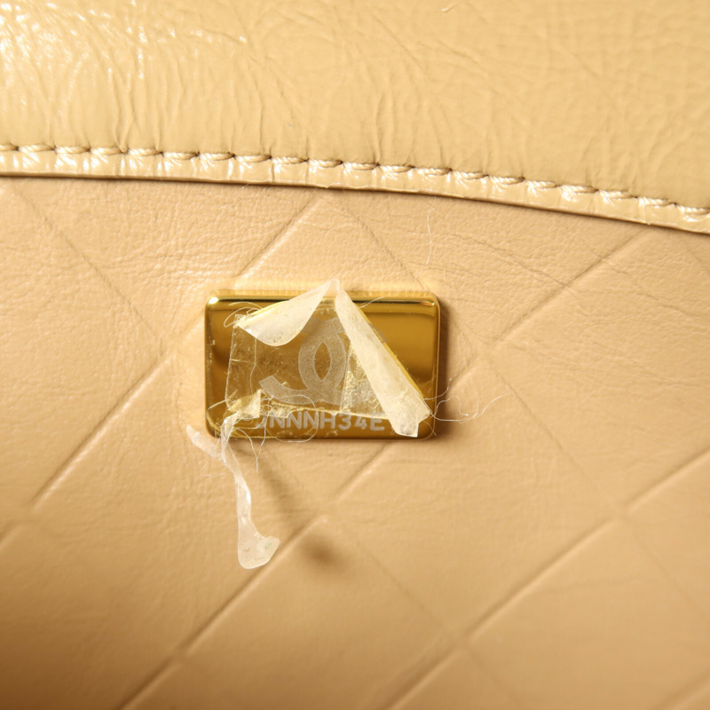 CHANEL 牛皮皮革Half Moon Flap Bag金扣鏈帶肩背袋-6