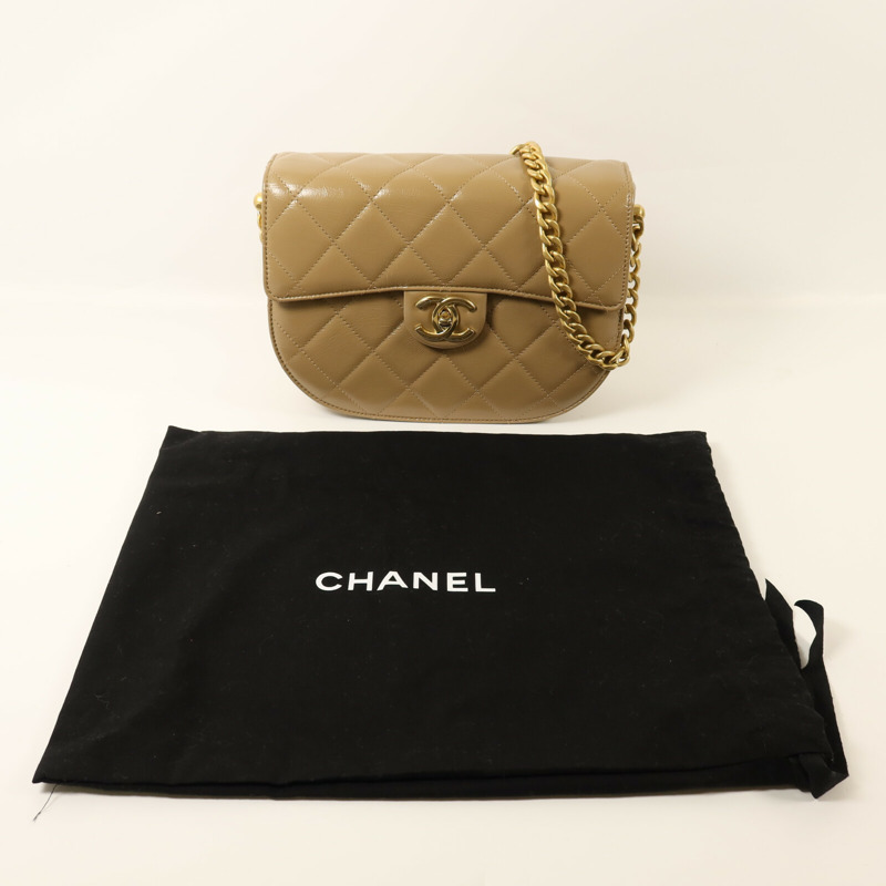 CHANEL 牛皮皮革Half Moon Flap Bag金扣鏈帶肩背袋-8