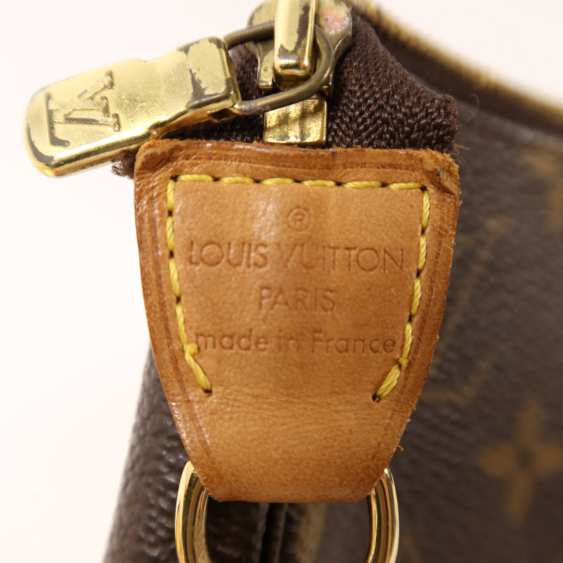 LOUIS VUITTON Monogram Pochette Accessoires金扣手挽袋-5
