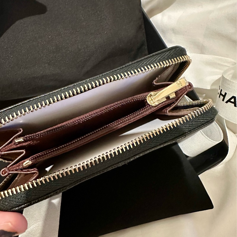 全新全配Chanel加大款ㄇ字錢包淡金扣膠膜未撕-3