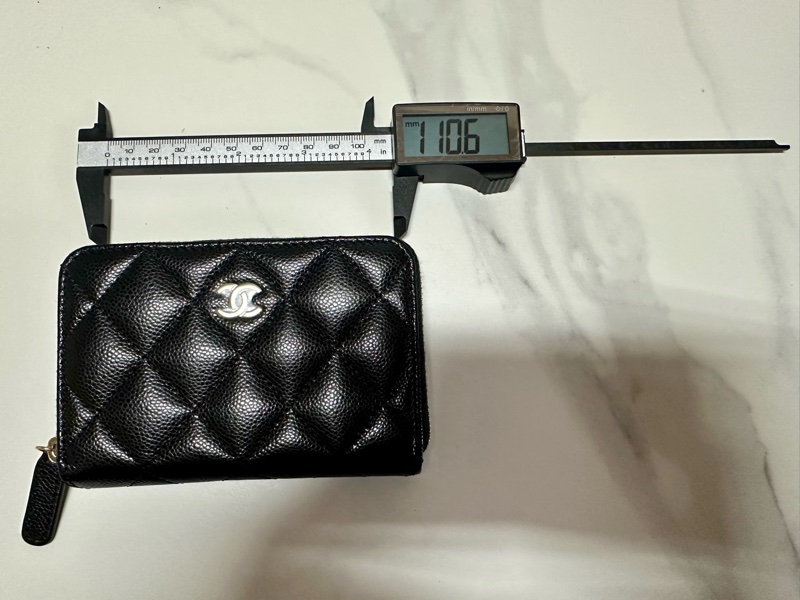 全新全配Chanel加大款ㄇ字錢包淡金扣膠膜未撕-7
