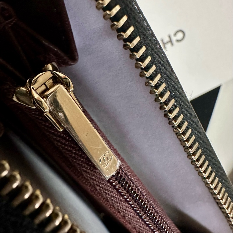 全新全配Chanel加大款ㄇ字錢包淡金扣膠膜未撕-10