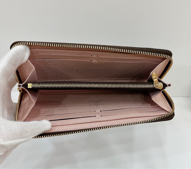 莉亞精品♡LV M61298 ㄇ拉長夾 粉 二手-9