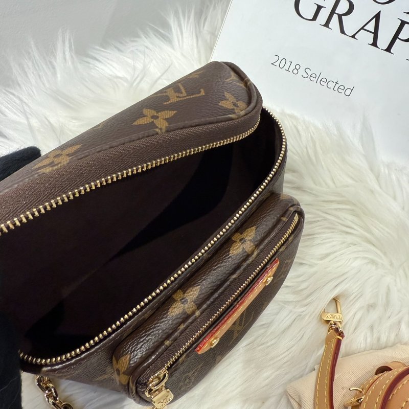 LV Mini Bumbag 手提斜背包-4