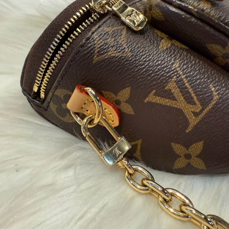 LV Mini Bumbag 手提斜背包-7