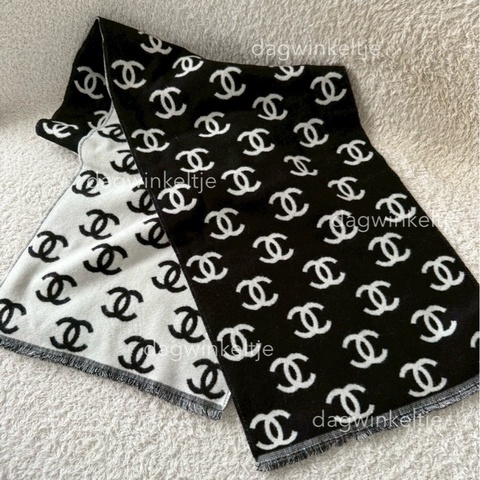 全新🖤香奈兒經典黑白logo雙面圍巾