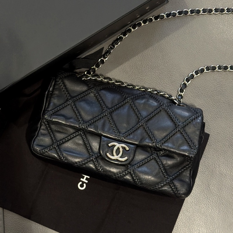 Chanel CF黑銀限定season bag ®️牛皮特殊工藝-5