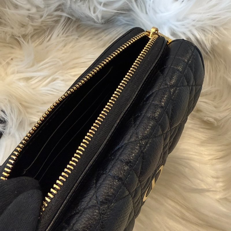 Dior Caro Pouch 斜背包 黑色金扣-7