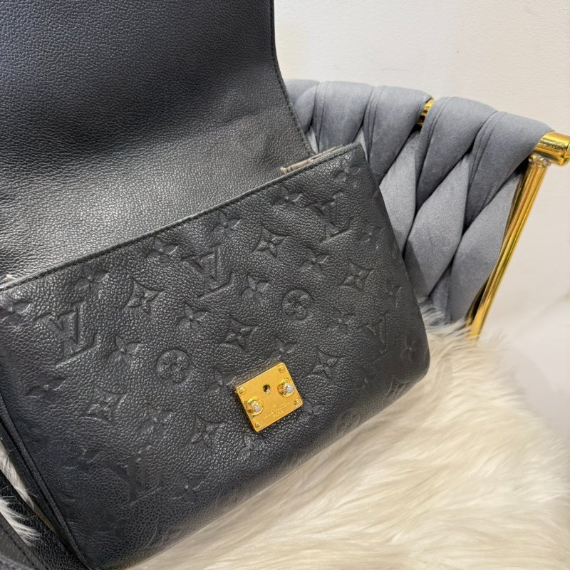 LV  POCHETTE METIS 黑壓紋郵差包-3