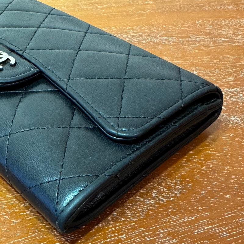 Chanel 黑色 羊皮 銀色CC logo 小錢包-12