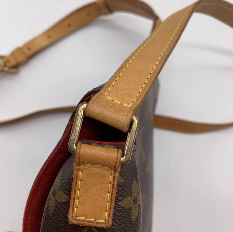 LV經典老花小豬包馬鞍包-15