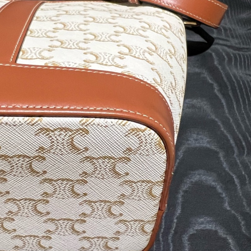 Celine 凱旋門滿版白老花水桶包 小號-10