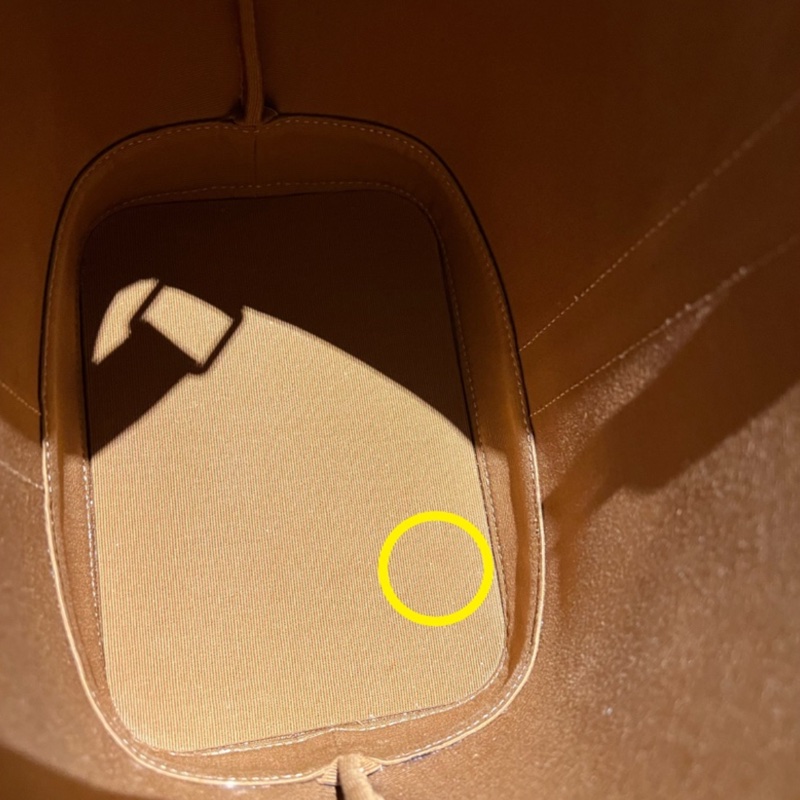 Celine 凱旋門滿版白老花水桶包 小號-24