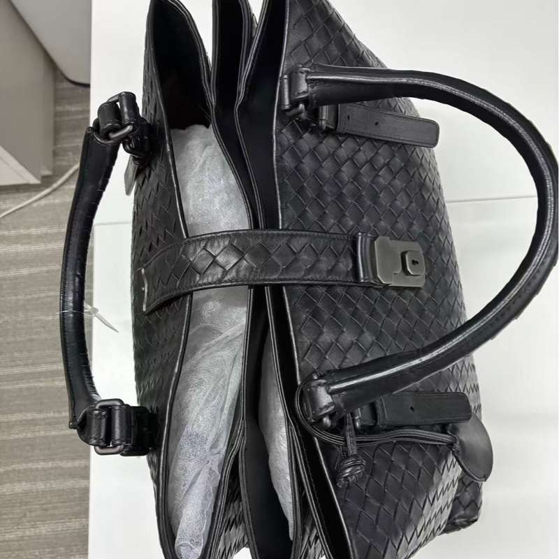 「JL精品代購」bottega veneta BV黑色羊皮編織手提通勤托特包-14