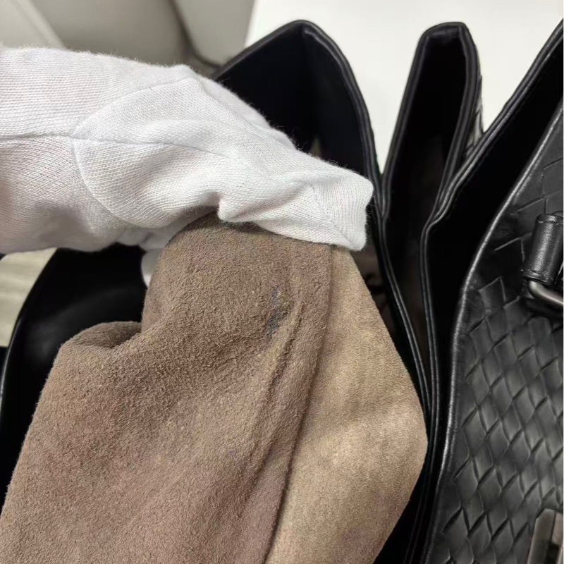 「JL精品代購」bottega veneta BV黑色羊皮編織手提通勤托特包-21