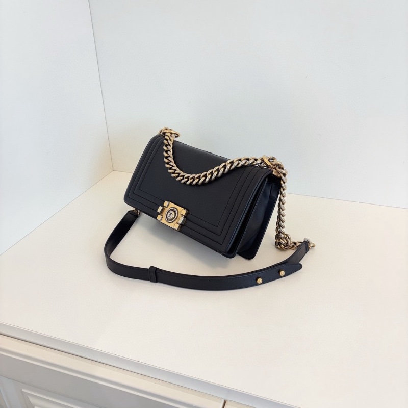 Chanel Leboy 黑金 牛皮 浮雕字母logo 中號  25*14*6 98新配件塵袋-2