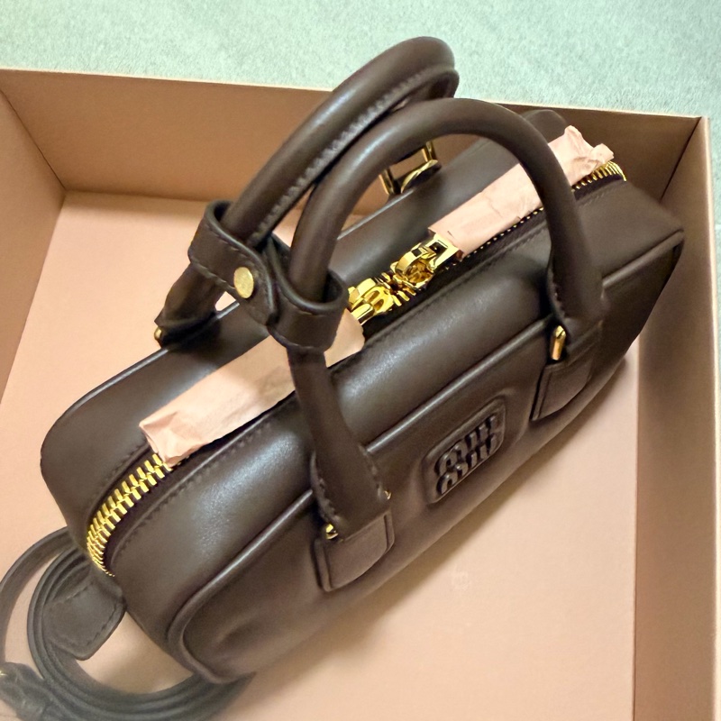 miu miu arcadie 皮革手袋(可側背)石楠木色-0