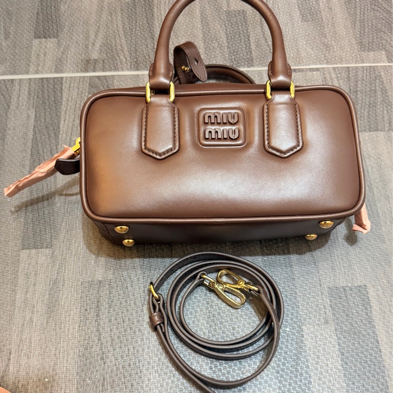 miu miu arcadie 皮革手袋（可側背）石楠木色-5