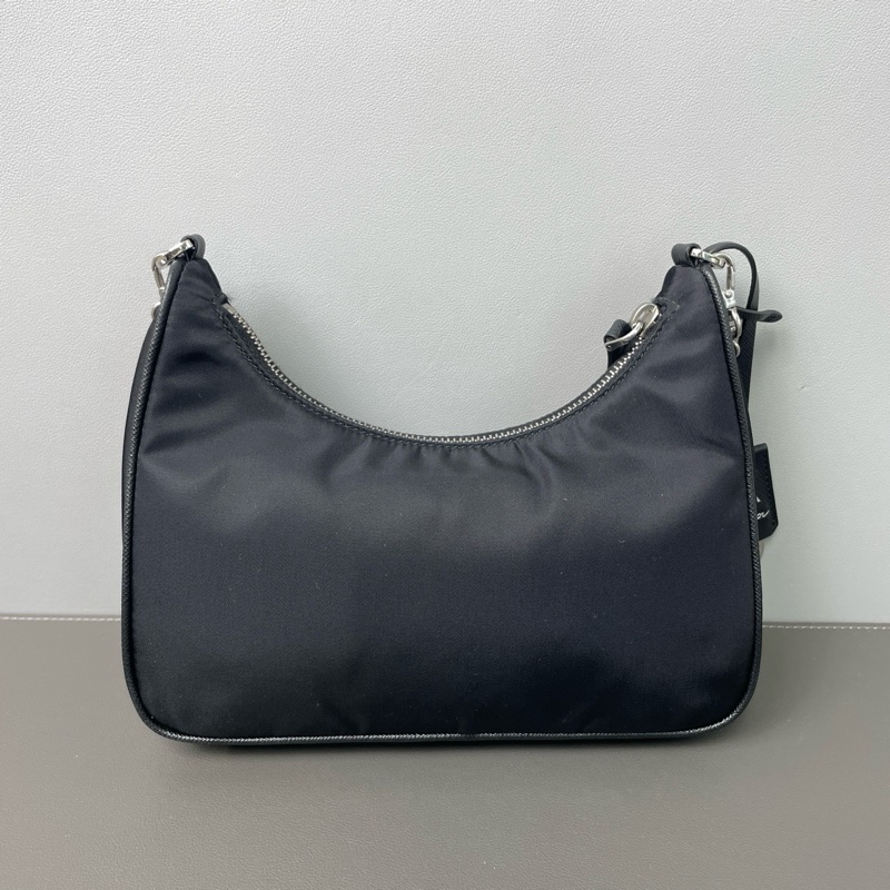 Prada/普拉達 女包2005三合一尼龍包 附鏈條肩帶和寬肩帶 可腋下單肩斜挎 有可拆卸零錢包-1