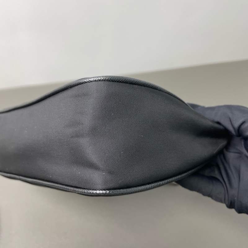 Prada/普拉達 女包2005三合一尼龍包 附鏈條肩帶和寬肩帶 可腋下單肩斜挎 有可拆卸零錢包-5