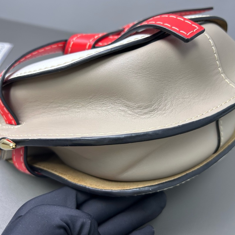 LOEWE/羅意威 Gate Dual 蝴蝶結裝飾柔軟小牛皮 單肩斜挎包 尺寸:29*20 cm-5