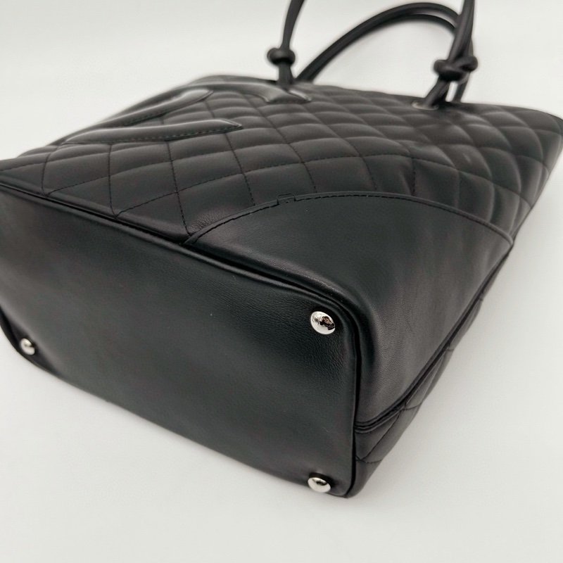 「JL精品代購」香奈兒全黑牛皮康鵬手提菜籃子小號-10