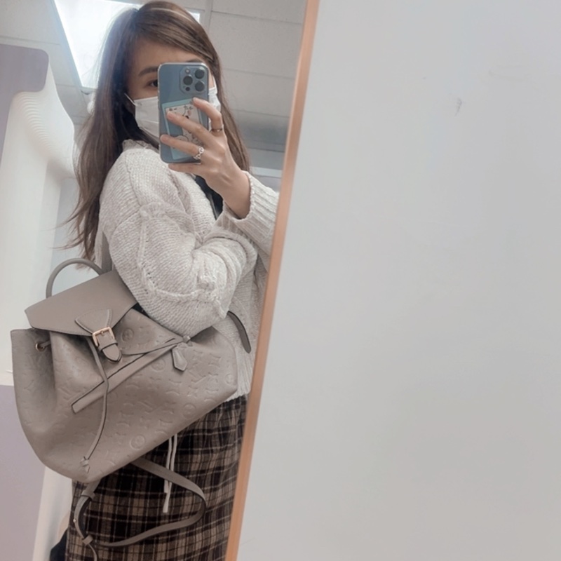 Lv montsouris pm 灰色老花背包/雙肩包-11