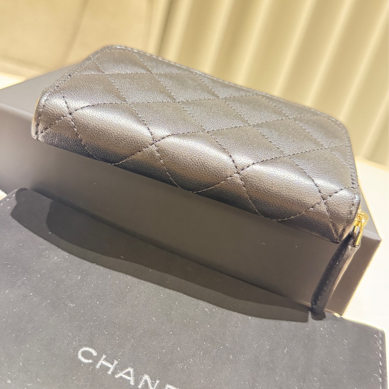 全新-Chanel 黑色羊皮菱格紋拉鍊卡夾-5
