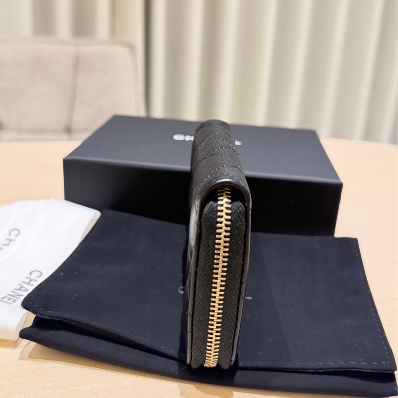全新-Chanel 黑色羊皮菱格紋拉鍊卡夾-12