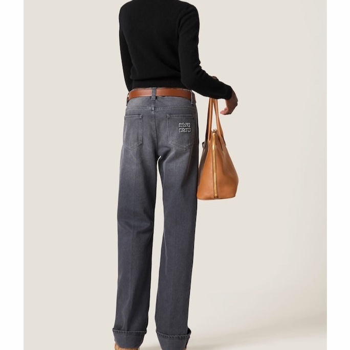 Miu Miu 女士 長袖針織衫IT-36 IT-38 IT-40 IT-42碼-2