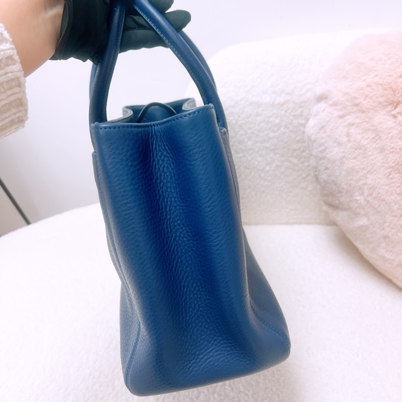 Chanel executive 深藍色手提包/肩背包-2