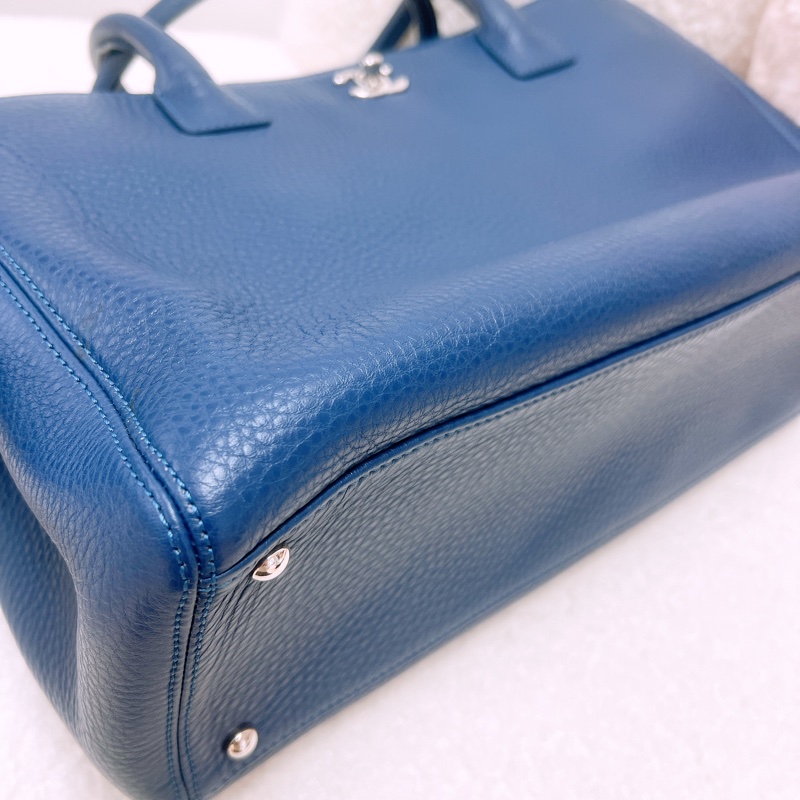 Chanel executive 深藍色手提包/肩背包-5